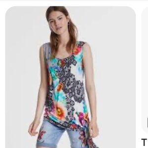 Desigual Crystal tank. Asymmetrical tie. NWT. Size US Medium